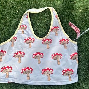 ROMWE Red and White Mushroom Print Crop Top